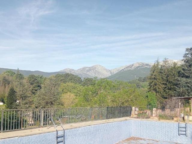 Villa en venta en Arenas De San Pedro