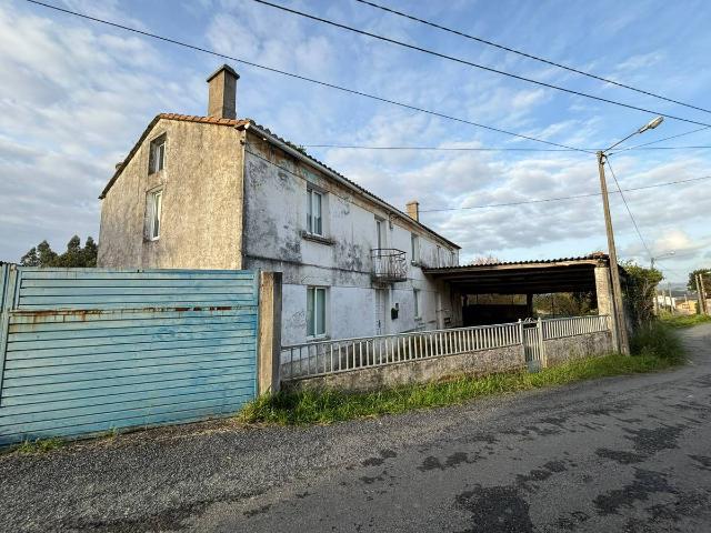 Chalet en venta en Ares