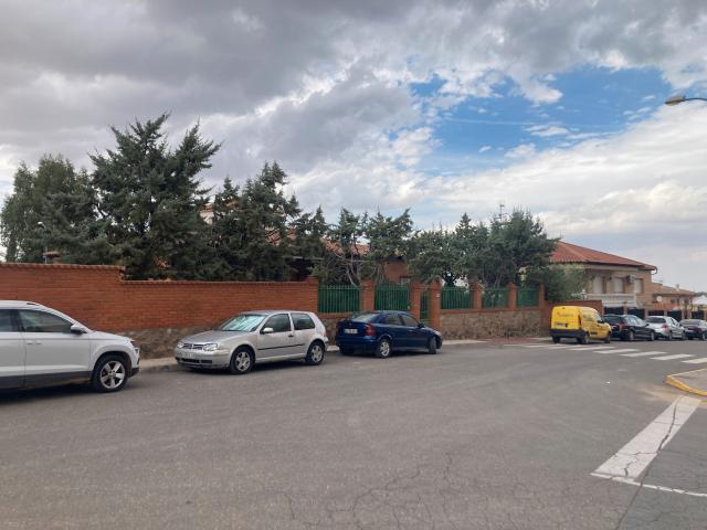 Villa en venta en Argés