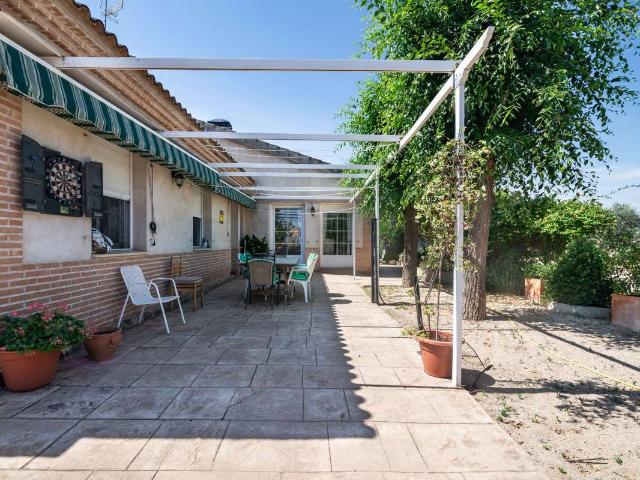 Chalet en venta en Argés, Castilla-La Mancha