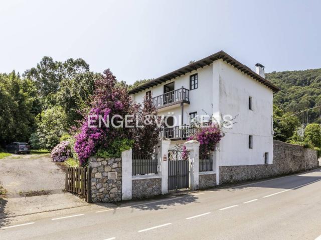 Chalet en venta en Barrio Palacio, Arnuero