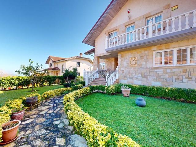 Chalet en venta en Barrio Palacio, Arnuero