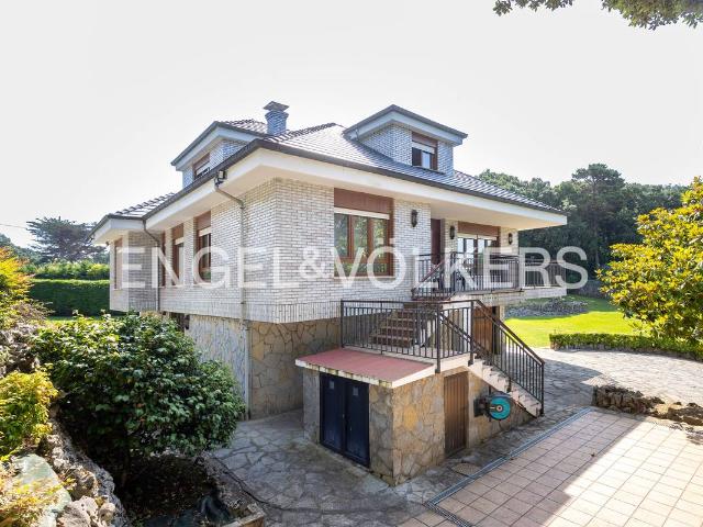 Chalet en venta en Barrio Palacio, Arnuero