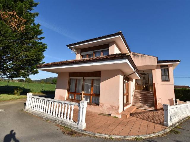 Chalet en venta en Barrio Palacio, Arnuero
