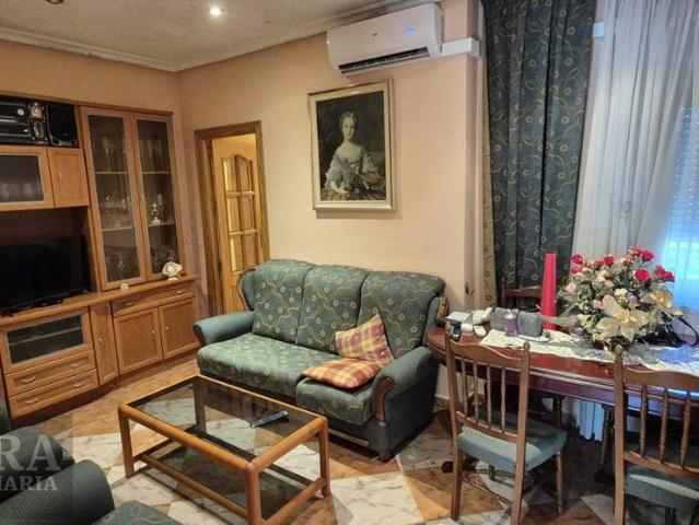 Chalet en venta en Linares, Andalucía
