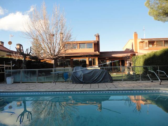 Chalet en venta en Arroyo De La Encomienda, Arroyo