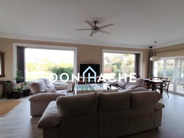 Chalet en venta en Arroyo De San Serván, Extremadura