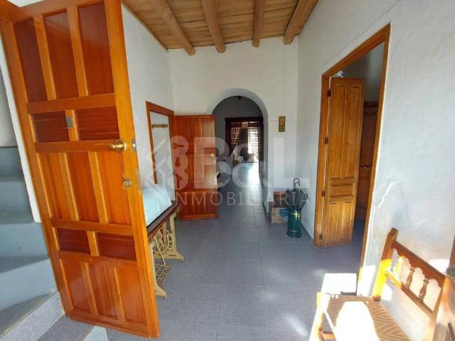 Chalet en venta en Arroyomolinos De León, Huelva