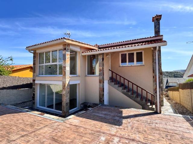 Chalet en venta en Arteixo, A Coruña