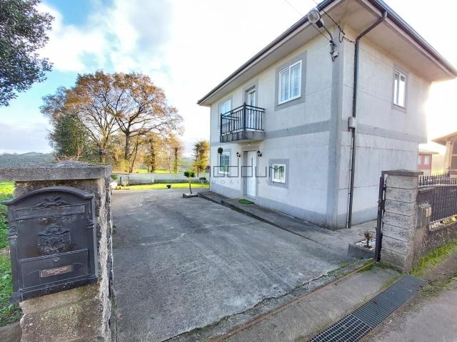 Villa en venta en Arzúa, O Río Vello