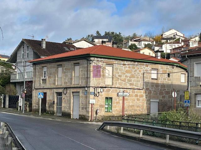 Chalet en venta en Centro, Ourense