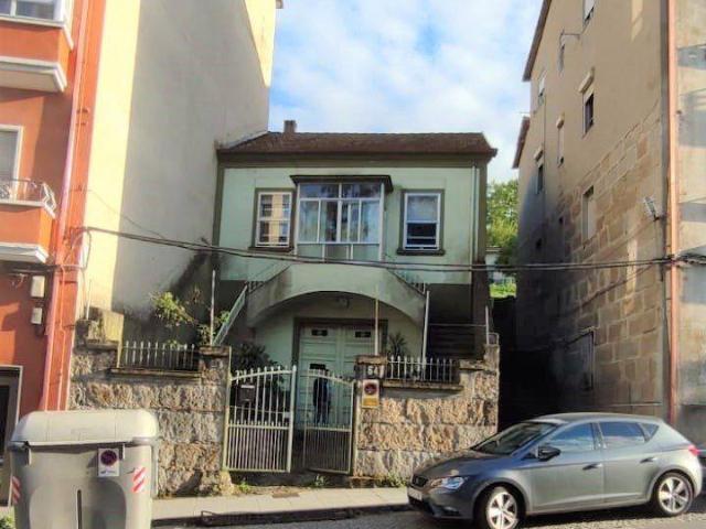 Chalet en venta en Centro, Ourense