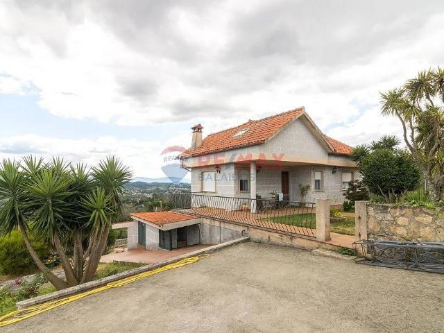 Chalet en venta en As Neves, O Condado