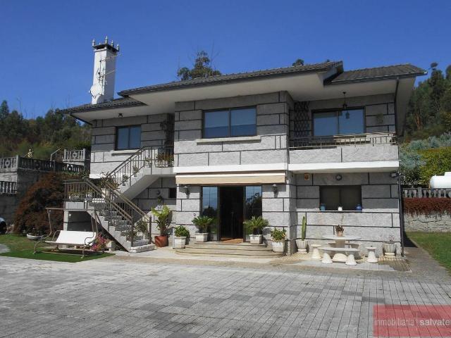 Chalet en venta en As Neves, O Condado