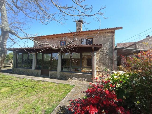 Chalet en venta en As Neves, O Condado