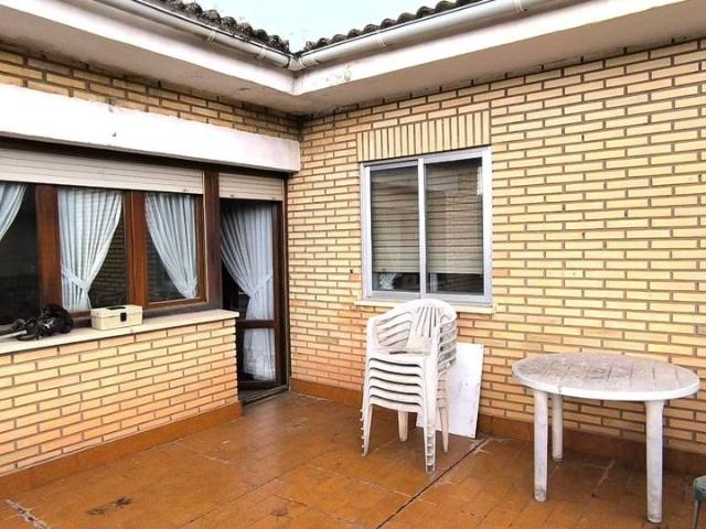 Chalet en venta en Ausejo, La Rioja