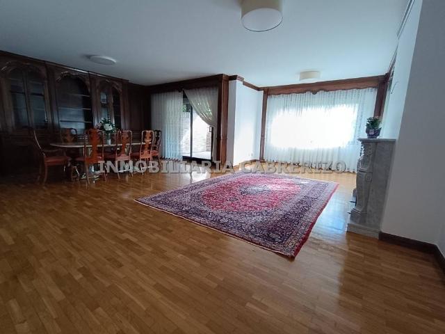 Chalet en venta en Las Gaunas, Logroño