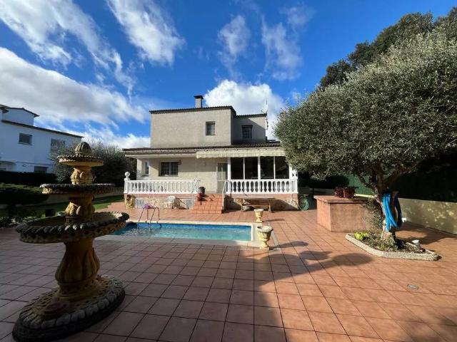 Chalet en venta en Avinyonet De Puigventós, Girona