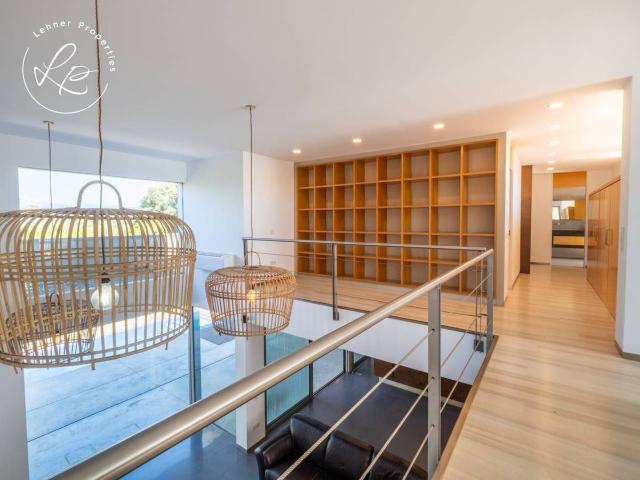 Villa en venta en Avinyonet De Puigventós