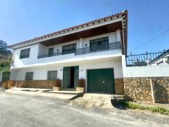 Chalet en venta en O Ribeiro, Galicia