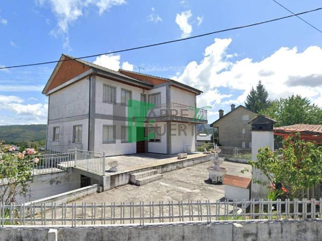 Villa en venta en Avión