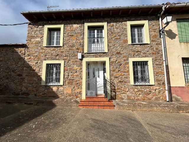 Chalet en venta en Ayoó De Vidriales, Castilla y León