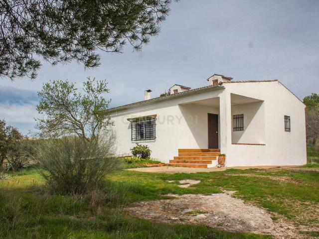 Chalet en venta en Azuaga, Badajoz