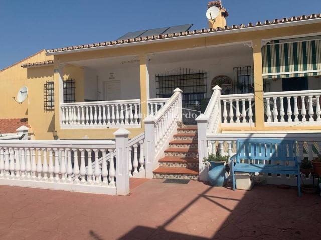 Villa en venta en Rincón De La Victoria, añoreta