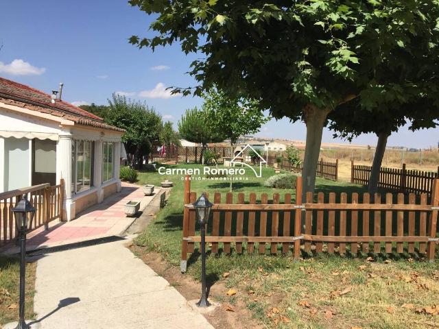 Villa en venta en Babilafuente