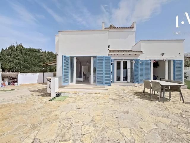 Villa en venta en Llucmayor