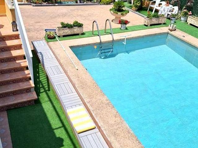 Villa en venta en Llucmayor