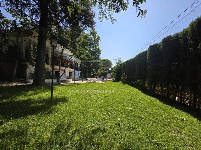 Chalet en venta en Barrio Poetas de la Hispanidad, Baeza