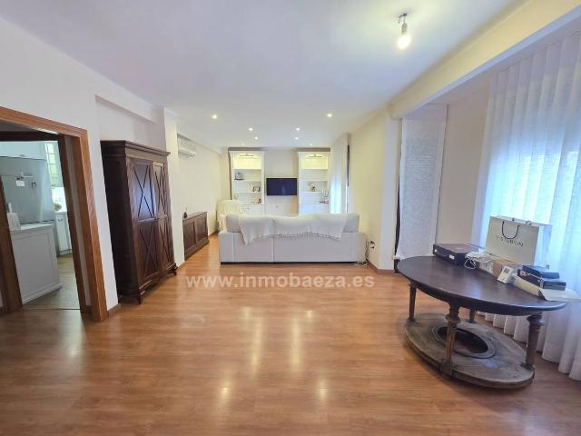Chalet en venta en Barrio Poetas de la Hispanidad, Baeza
