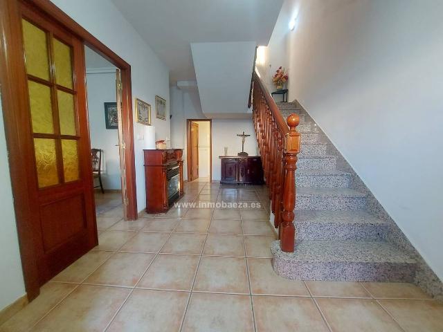 Chalet en venta en Barrio Poetas de la Hispanidad, Baeza