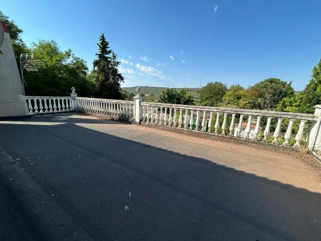 Villa en venta en Baeza, Barrio Poetas de la Hispanidad