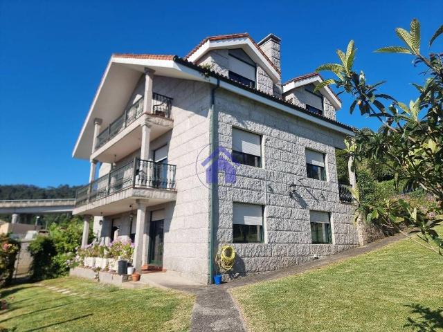 Chalet en venta en Baiona, Vigo