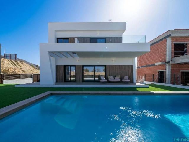 Chalet en venta en la Marina Baixa, Valencia
