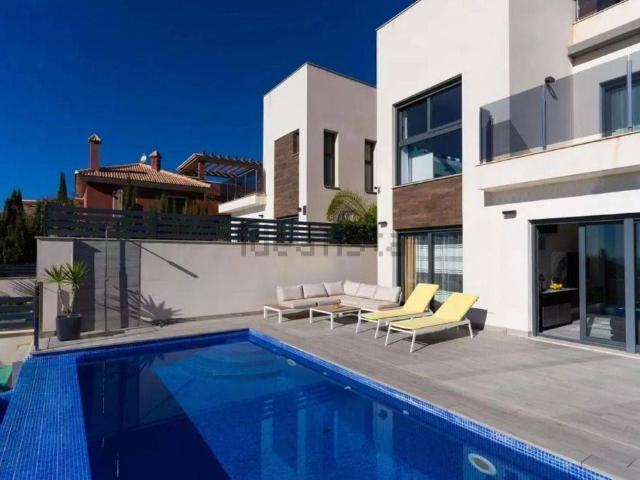 Chalet en venta en Finestrat, Alicante
