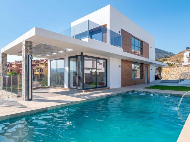 Chalet en venta en la Marina Baixa, Valencia