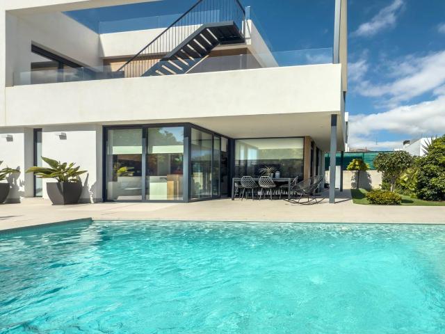 Chalet en venta en Finestrat, Valencia