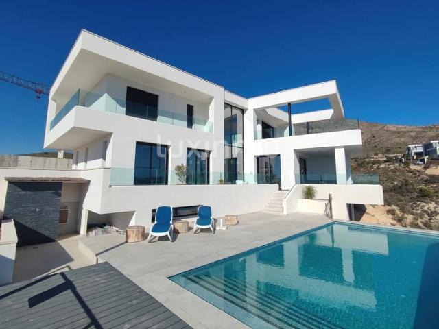 Chalet en venta en Finestrat