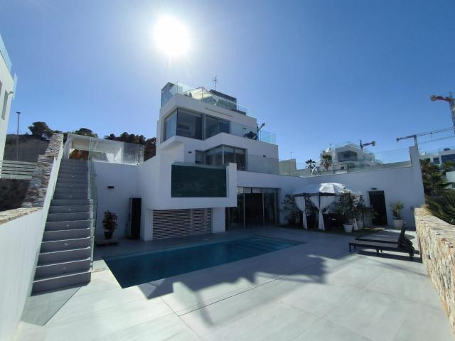 Villa en venta en Finestrat