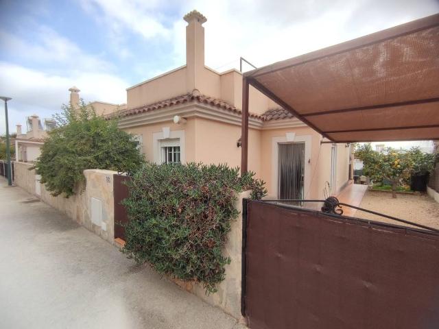 Chalet en venta en la Marina Baixa, Valencia