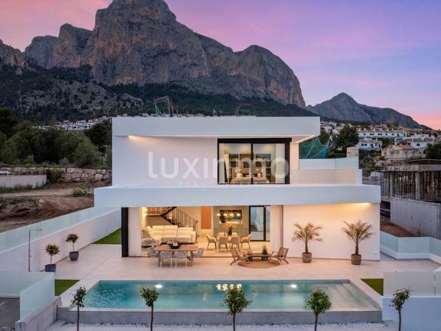 Chalet en venta en la Marina Baixa, Valencia