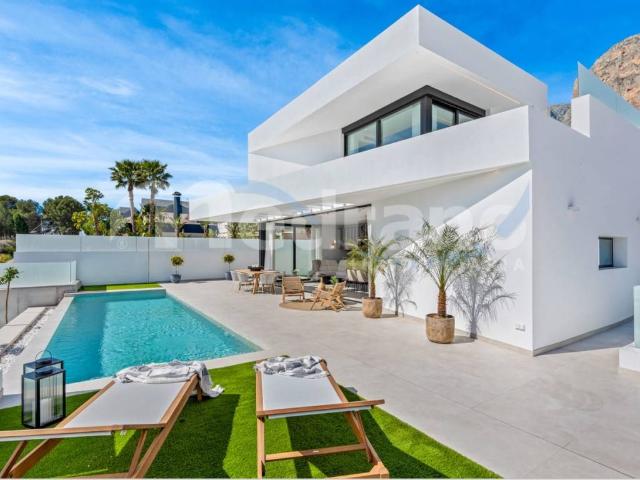 Chalet en venta en la Marina Baixa, Valencia