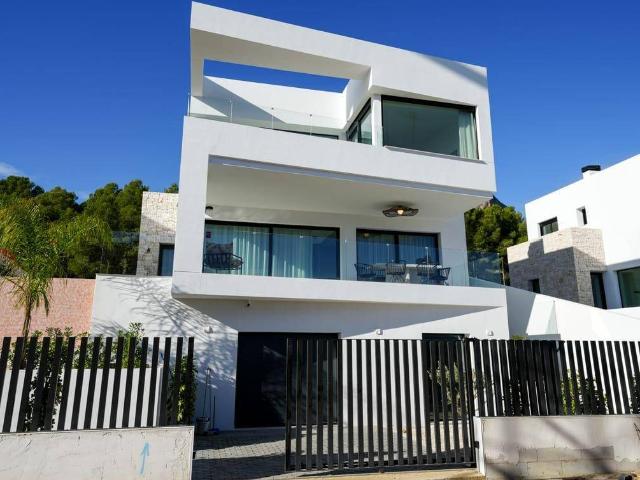 Chalet en venta en la Marina Baixa, Valencia