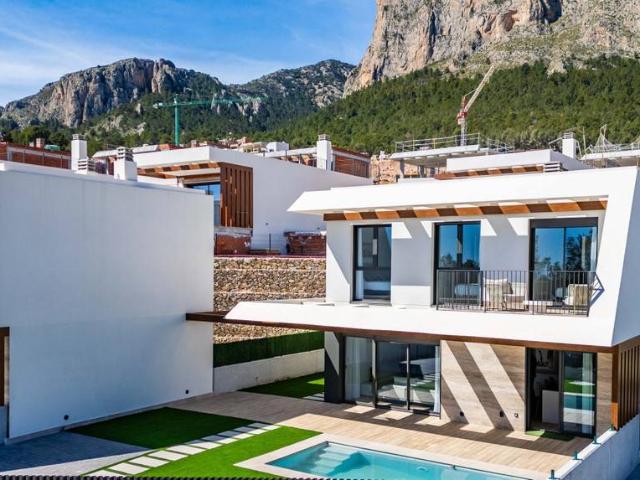 Chalet en venta en la Marina Baixa, Valencia