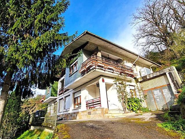 Villa en venta en Balmaseda