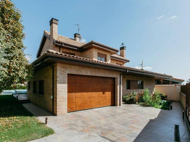 Chalet en venta en Hoya de Huesca / Plana de Uesca, Aragón