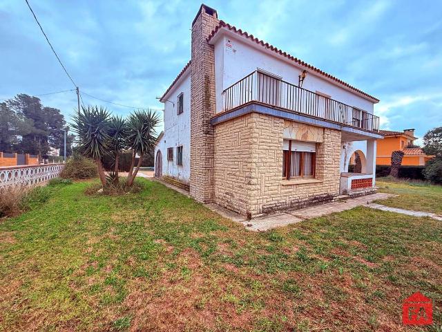 Villa en venta en Banyeres Del Penedès